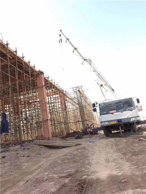 威海市吊车作业的安全注意事项有哪些？